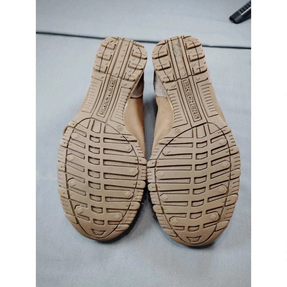 Skechers‎ Relax Fit Brown Leather Suede Cooled Memory Foam Shoes Women 8.5 Comfy